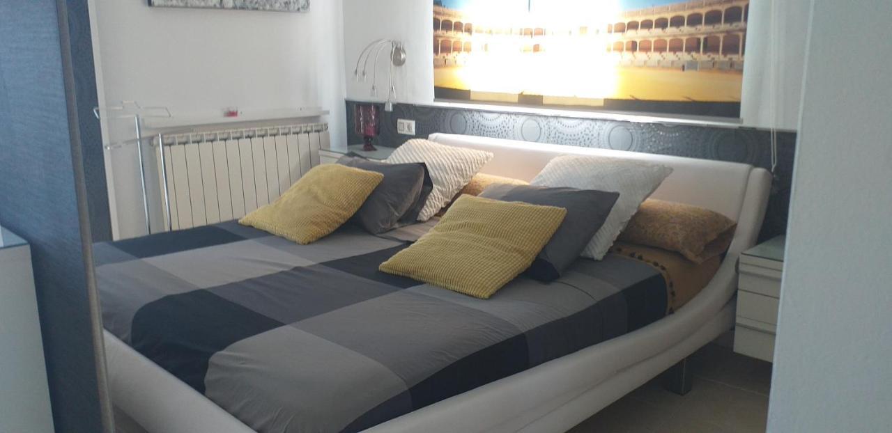Atico Rilque, Apartamentos Independientes Con Jacuzzi Privado Y Terraza En Ronda Exterior foto
