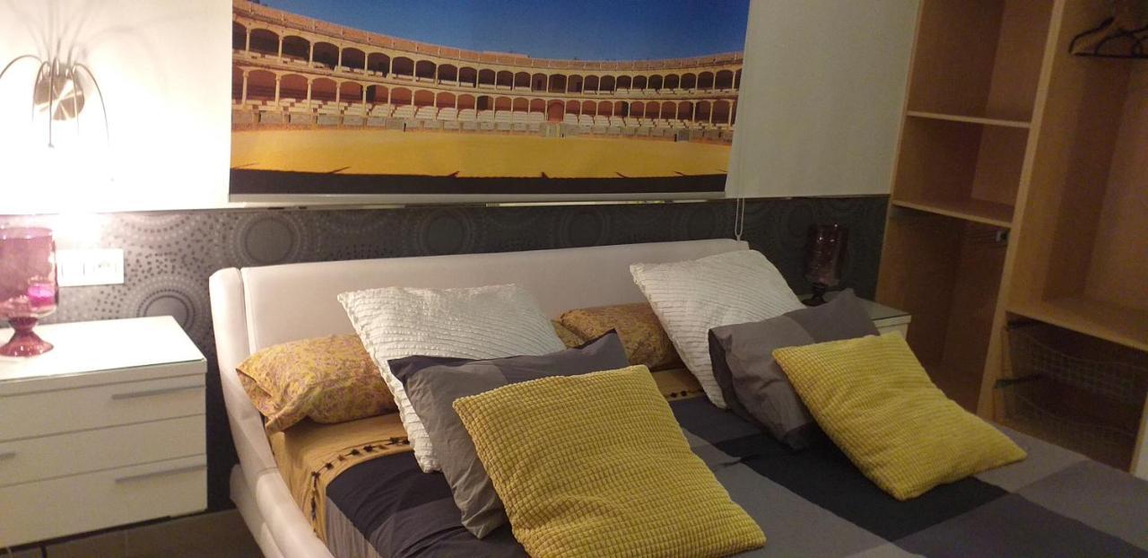 Atico Rilque, Apartamentos Independientes Con Jacuzzi Privado Y Terraza En Ronda Exterior foto