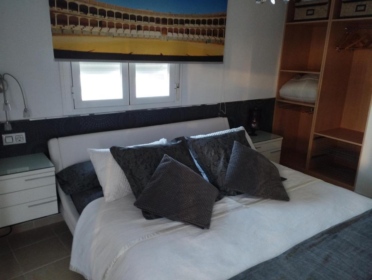 Atico Rilque, Apartamentos Independientes Con Jacuzzi Privado Y Terraza En Ronda Exterior foto