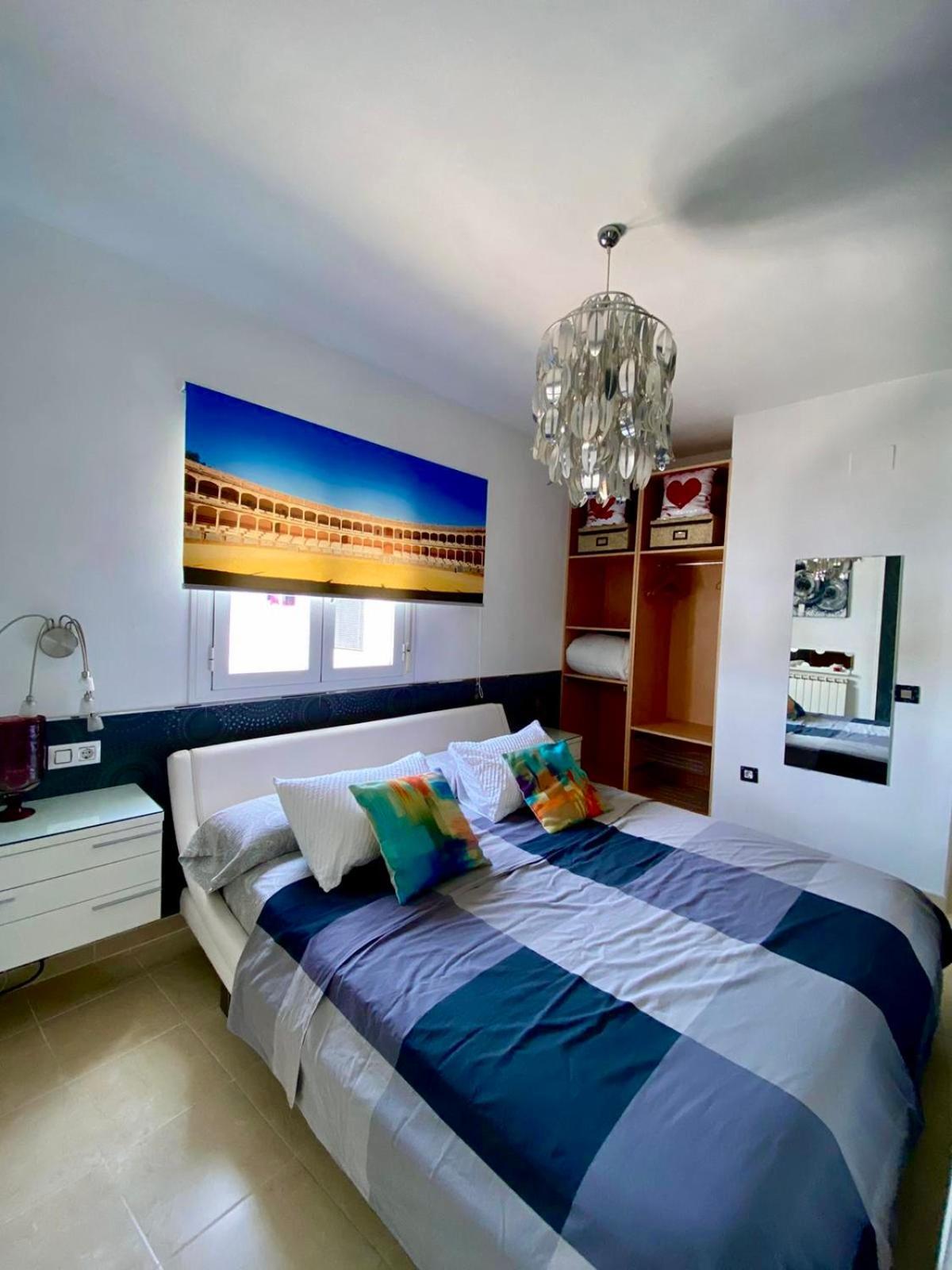 Atico Rilque, Apartamentos Independientes Con Jacuzzi Privado Y Terraza En Ronda Exterior foto