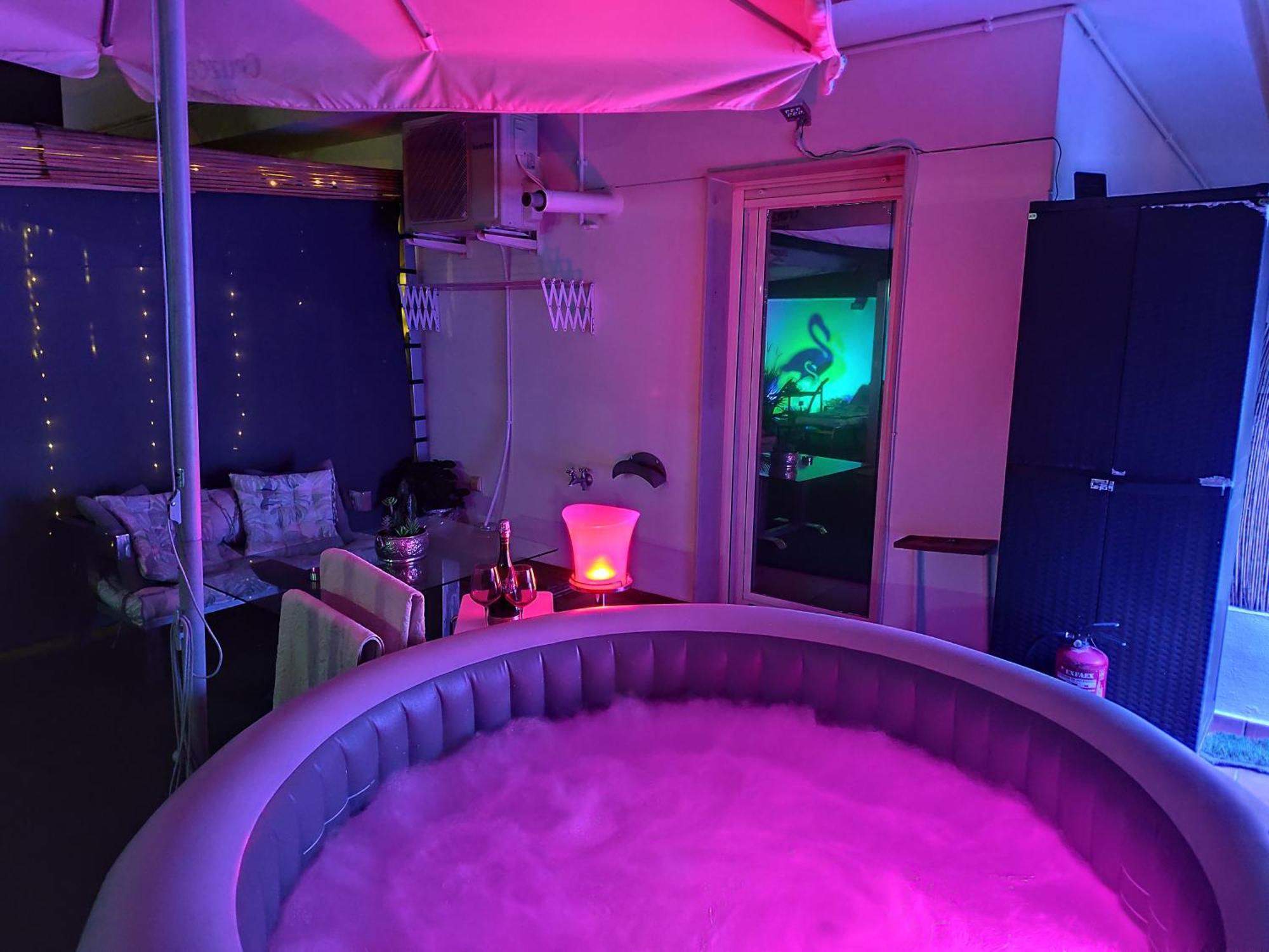 Atico Rilque, Apartamentos Independientes Con Jacuzzi Privado Y Terraza En Ronda Exterior foto